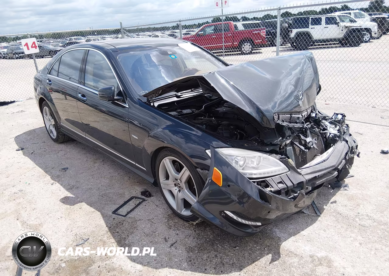 2012 Mercedes-Benz S 550