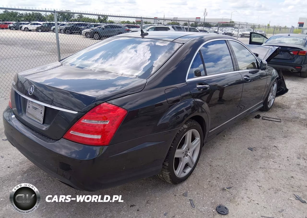 2012 Mercedes-Benz S 550 VIN:WDDNG7DB0CA469700 - 4