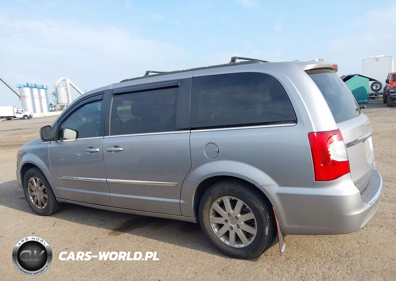 2016 Chrysler Town & Country Touring VIN:2C4RC1BG9GR148503 - 14