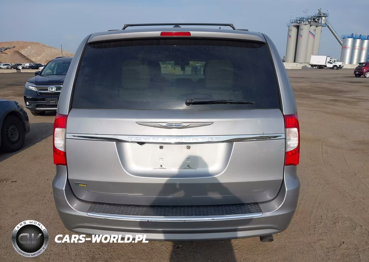 2016 Chrysler Town & Country Touring VIN:2C4RC1BG9GR148503 - 16