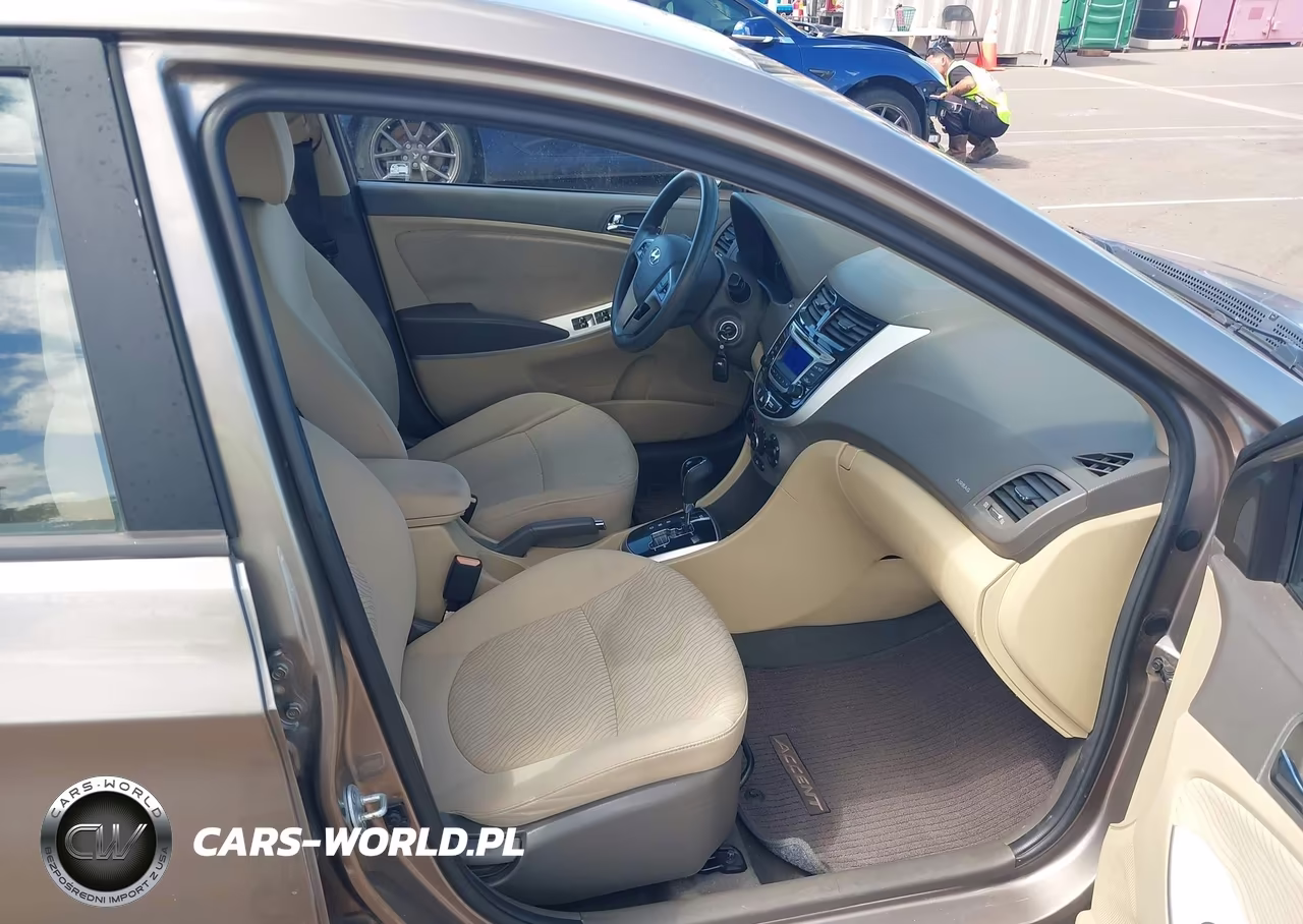 2014 Hyundai Accent Gls VIN:KMHCU4AE5EU753425 - 5