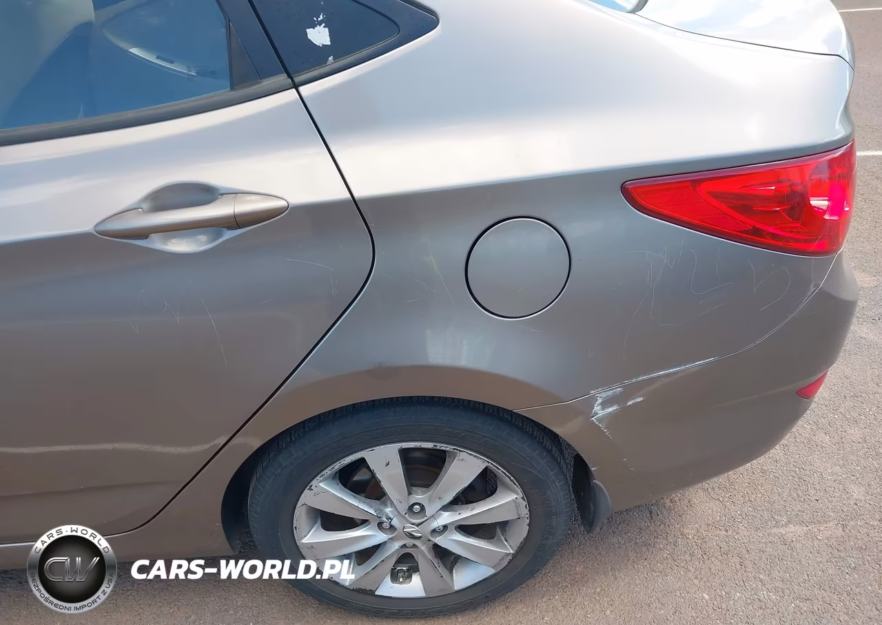 2014 Hyundai Accent Gls VIN:KMHCU4AE5EU753425 - 6