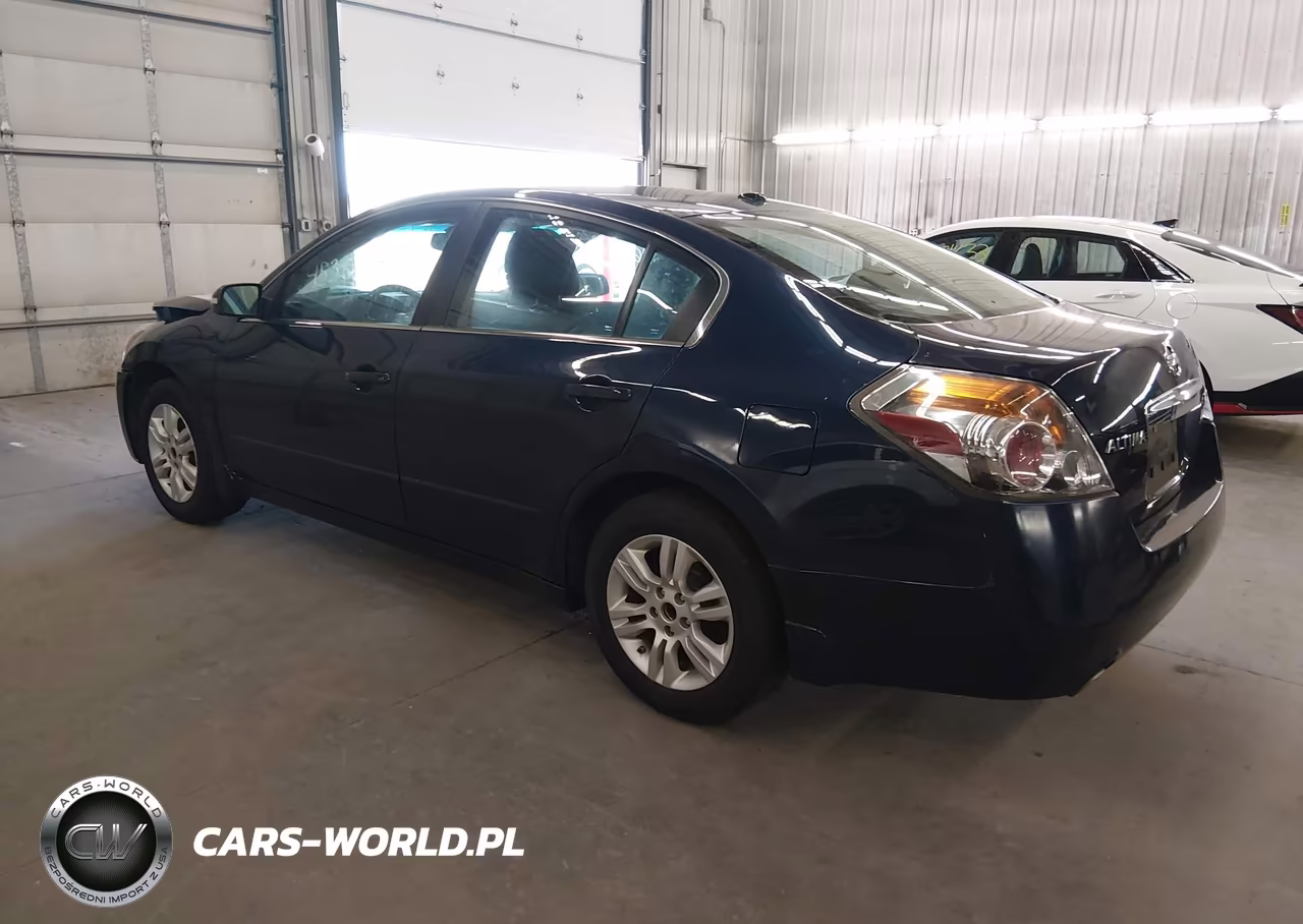 2011 Nissan Altima 2.5 S VIN:1N4AL2AP2BN455642 - 3