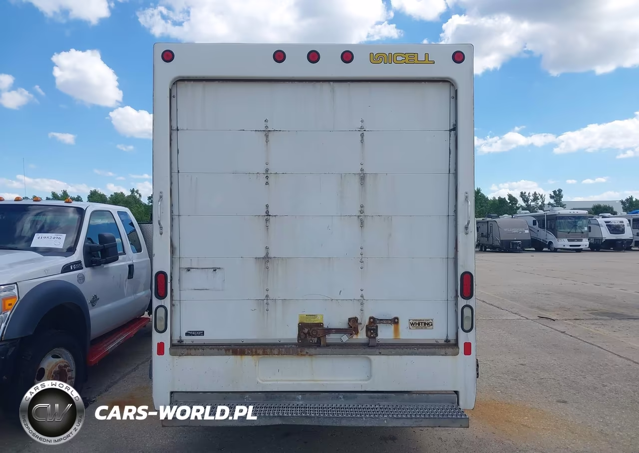 2015 Ford Transit-350 Cutaway VIN:1FDWS8PM9FKA09557 - 17