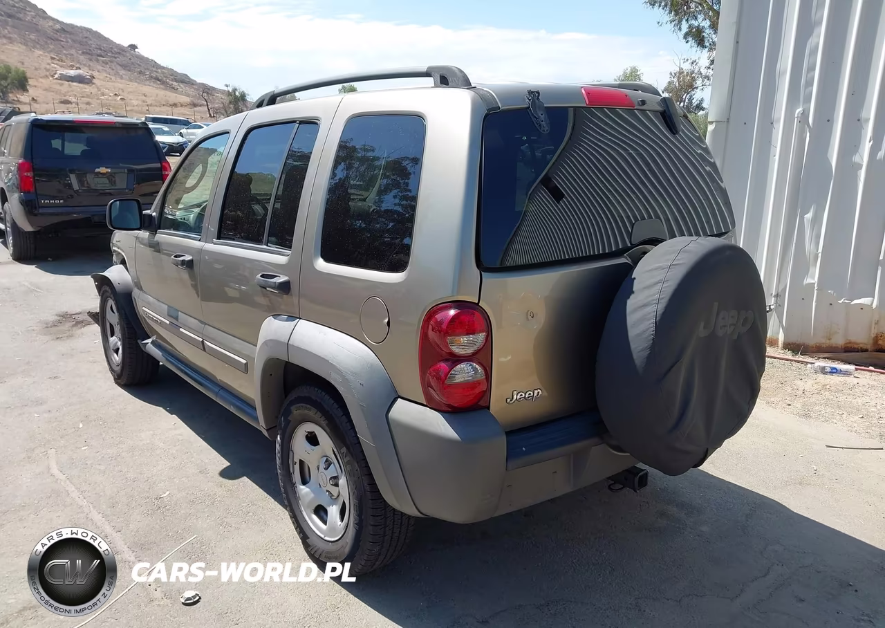 2007 Jeep Liberty Sport VIN:1J4GK48K77W510515 - 3
