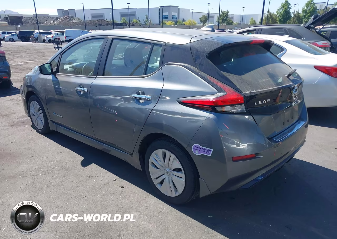2019 Nissan Leaf S VIN:1N4AZ1CP1KC307547 - 3