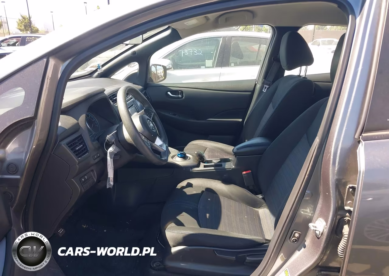 2019 Nissan Leaf S VIN:1N4AZ1CP1KC307547 - 5