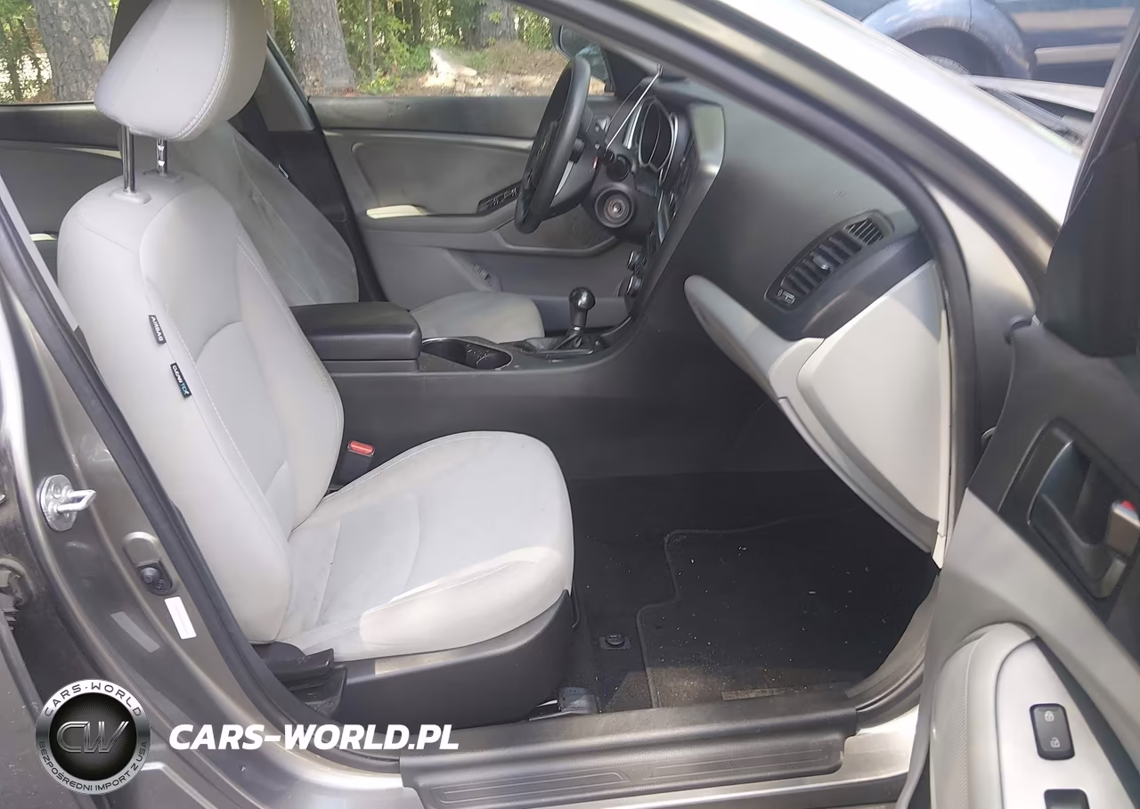 2015 Kia Optima Lx VIN:5XXGM4A70FG477248 - 5