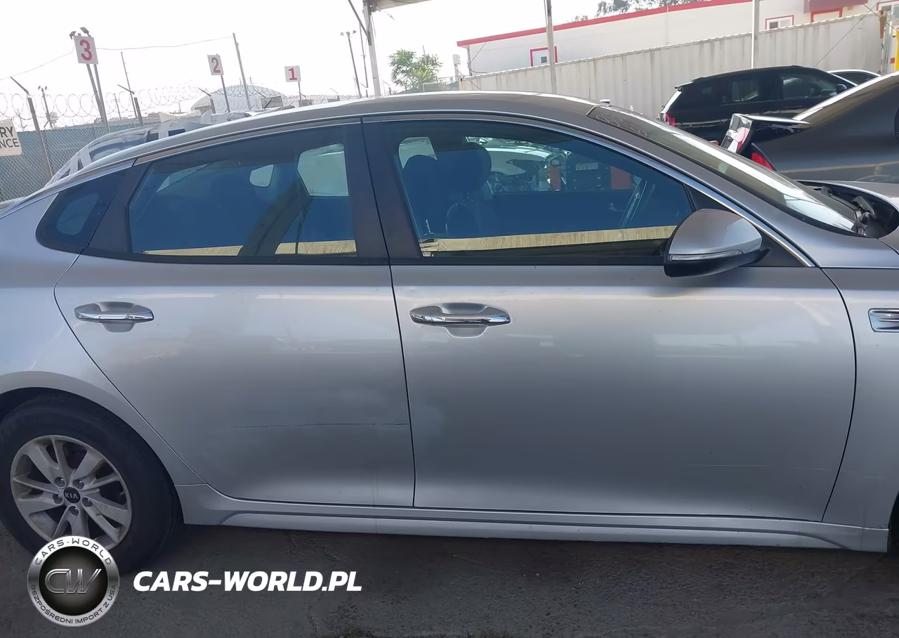 2018 Kia Optima Lx VIN:5XXGT4L35JG210029 - 13