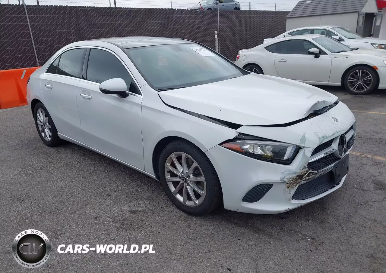 2020 Mercedes-Benz A 220 – zdjęcie 1 z 16