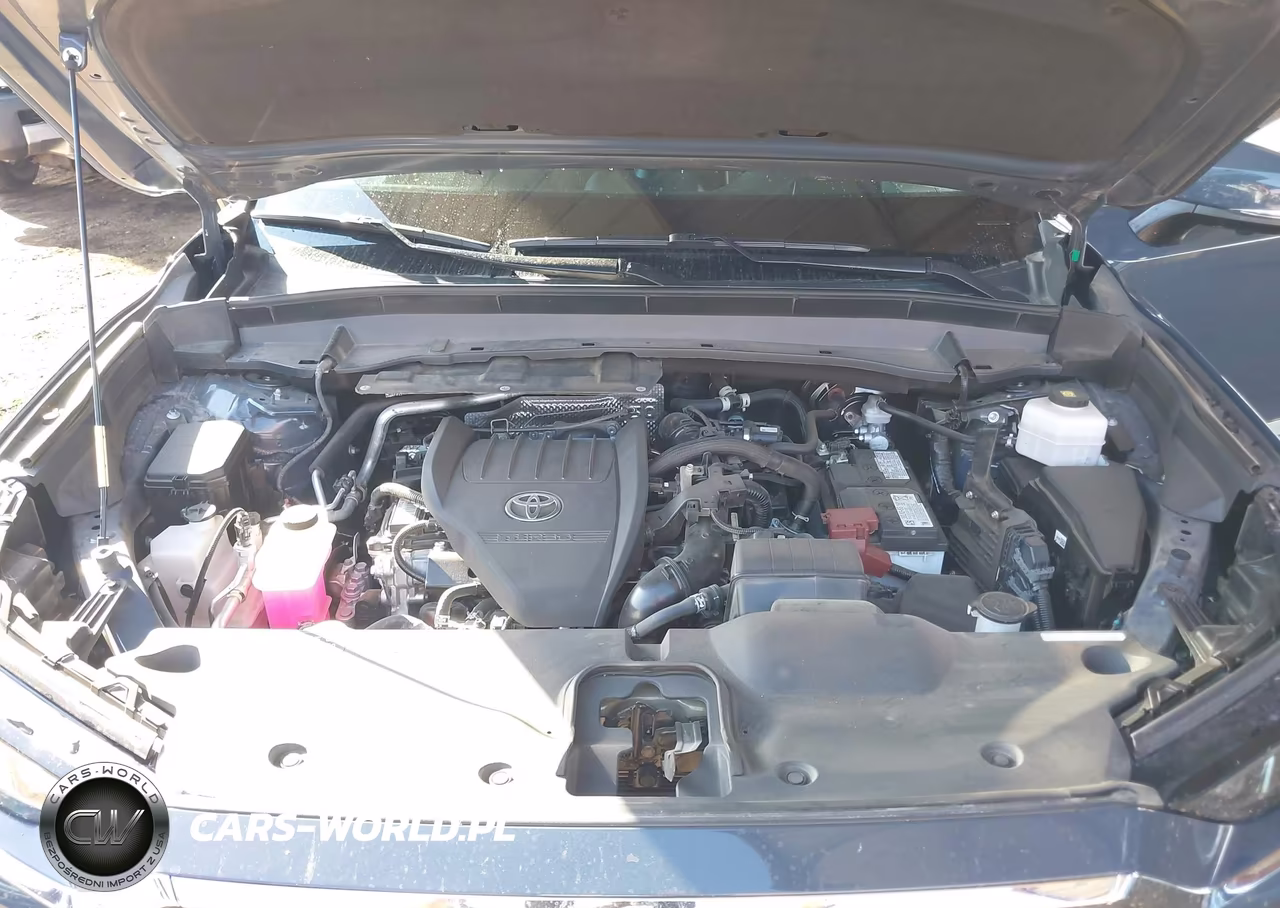 2024 Toyota Grand Highlander Platinum VIN:5TDAAAB53RS051812 - 10