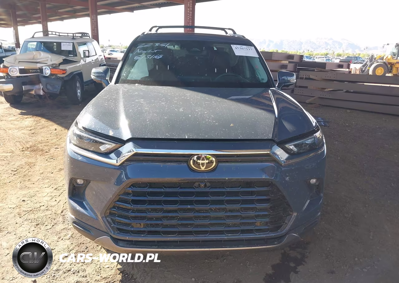 2024 Toyota Grand Highlander Platinum VIN:5TDAAAB53RS051812 - 12