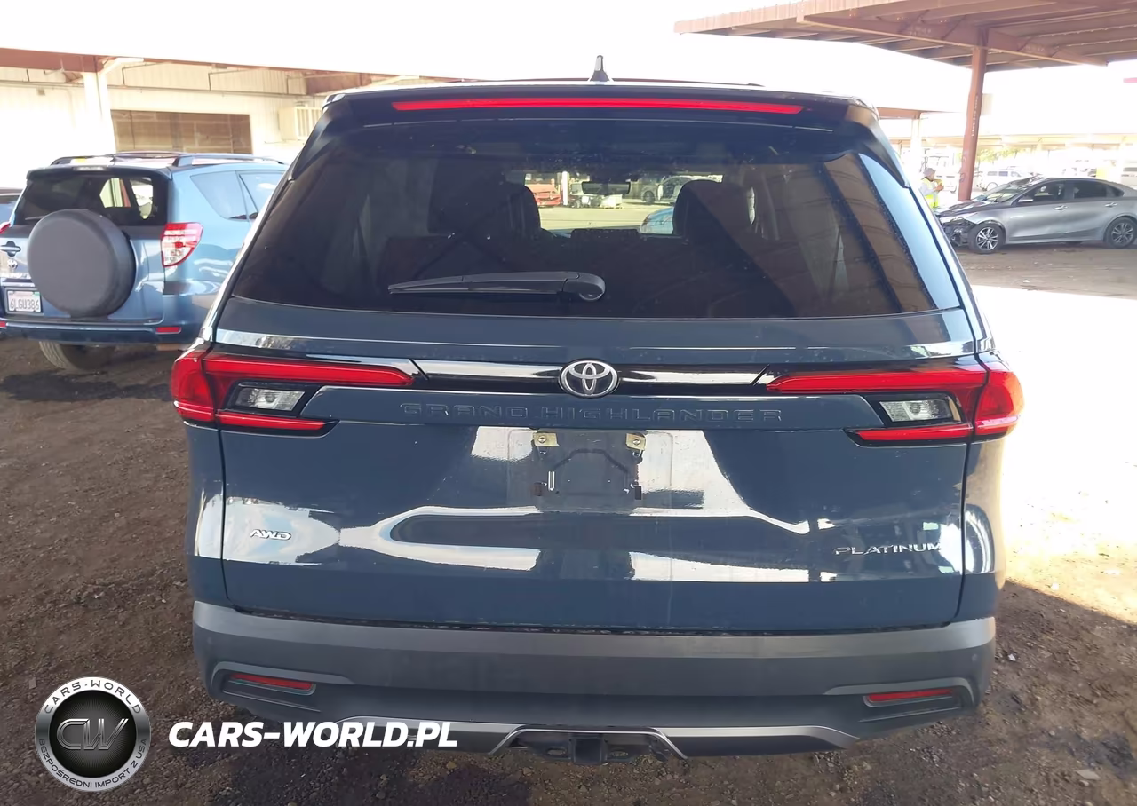 2024 Toyota Grand Highlander Platinum VIN:5TDAAAB53RS051812 - 16