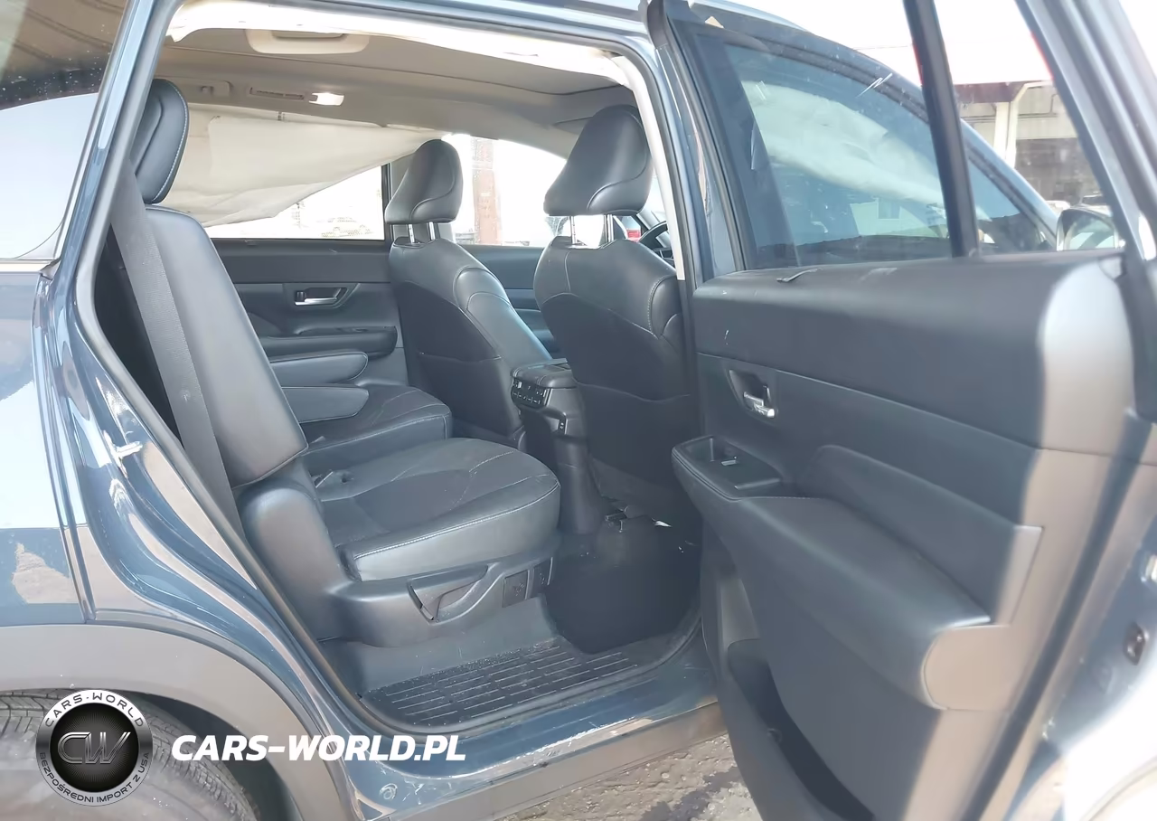 2024 Toyota Grand Highlander Platinum VIN:5TDAAAB53RS051812 - 8