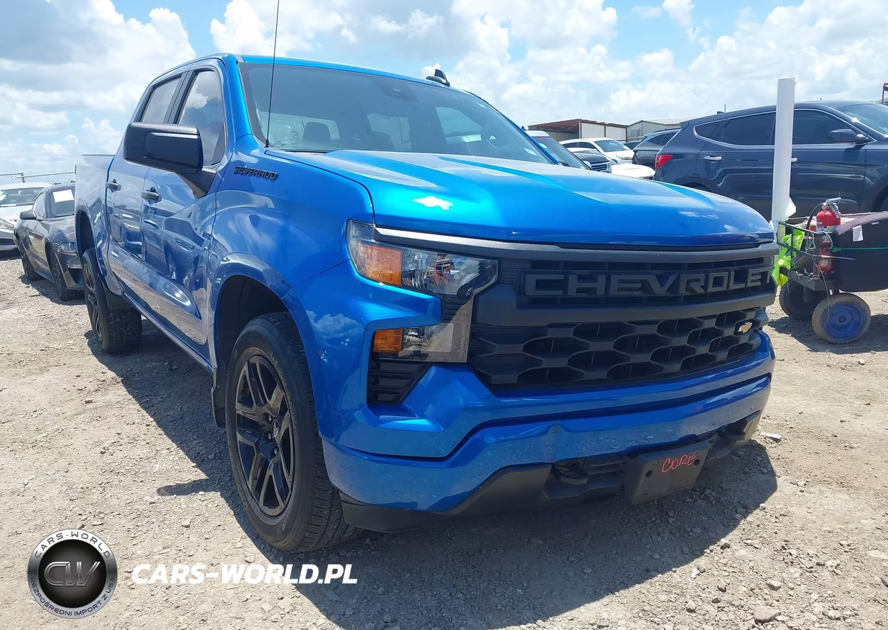 2022 Chevrolet Silverado 1500 2Wd Short Bed Custom – zdjęcie 1 z 16