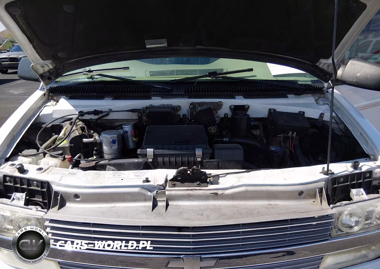2000 Chevrolet Astro Upfitter Pkg. VIN:1GBDM19W5YB210066 - 10