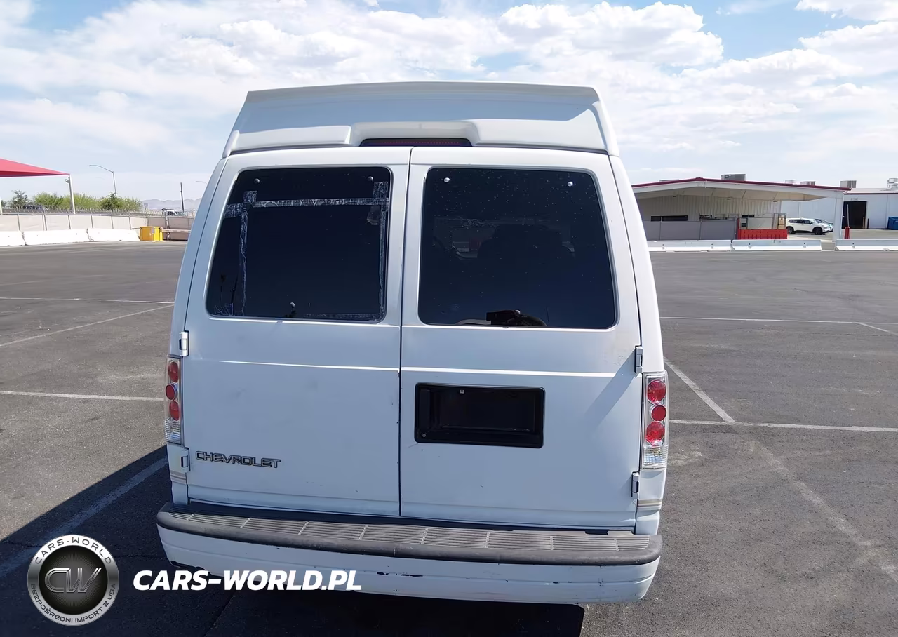2000 Chevrolet Astro Upfitter Pkg. VIN:1GBDM19W5YB210066 - 16