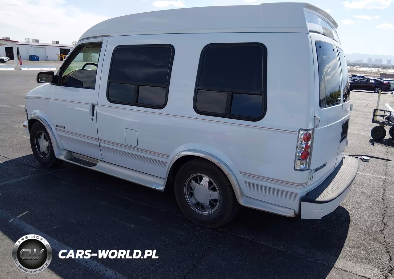 2000 Chevrolet Astro Upfitter Pkg. VIN:1GBDM19W5YB210066 - 3