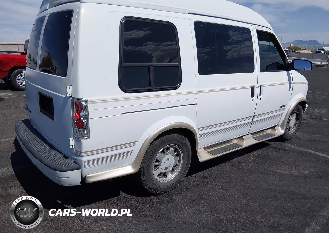 2000 Chevrolet Astro Upfitter Pkg. VIN:1GBDM19W5YB210066 - 4