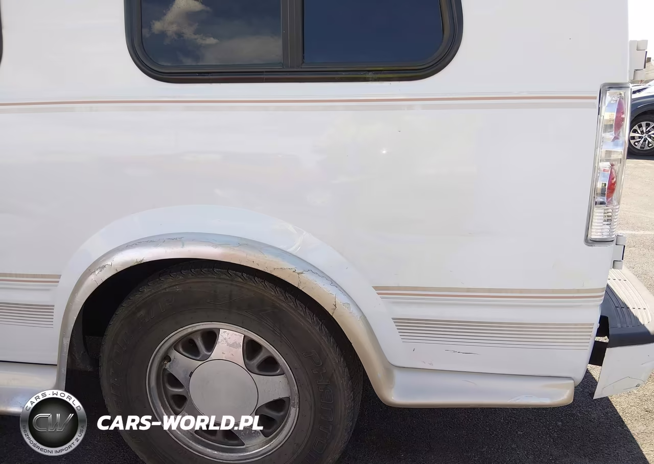 2000 Chevrolet Astro Upfitter Pkg. VIN:1GBDM19W5YB210066 - 6