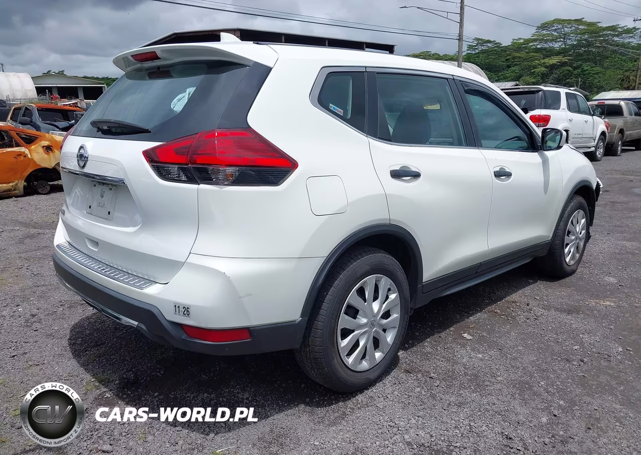 2017 Nissan Rogue S VIN:5N1AT2MT0HC741024 - 4