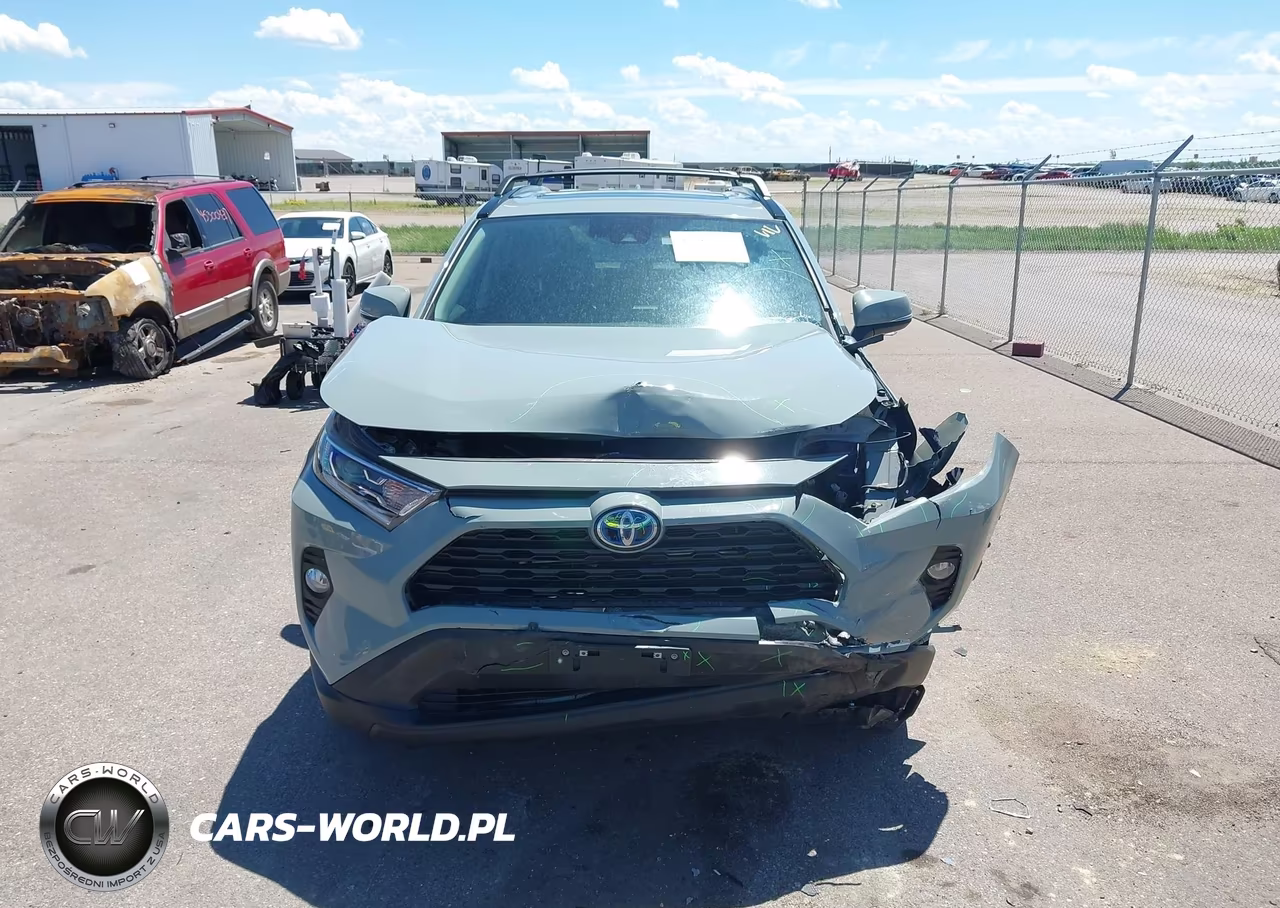 2021 Toyota Rav4 Hybrid Xle VIN:4T3RWRFV7MU014878 - 13