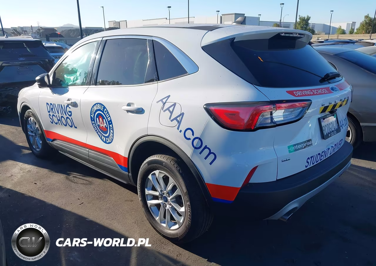 2022 Ford Escape Se Hybrid VIN:1FMCU0BZ5NUA26506 - 3