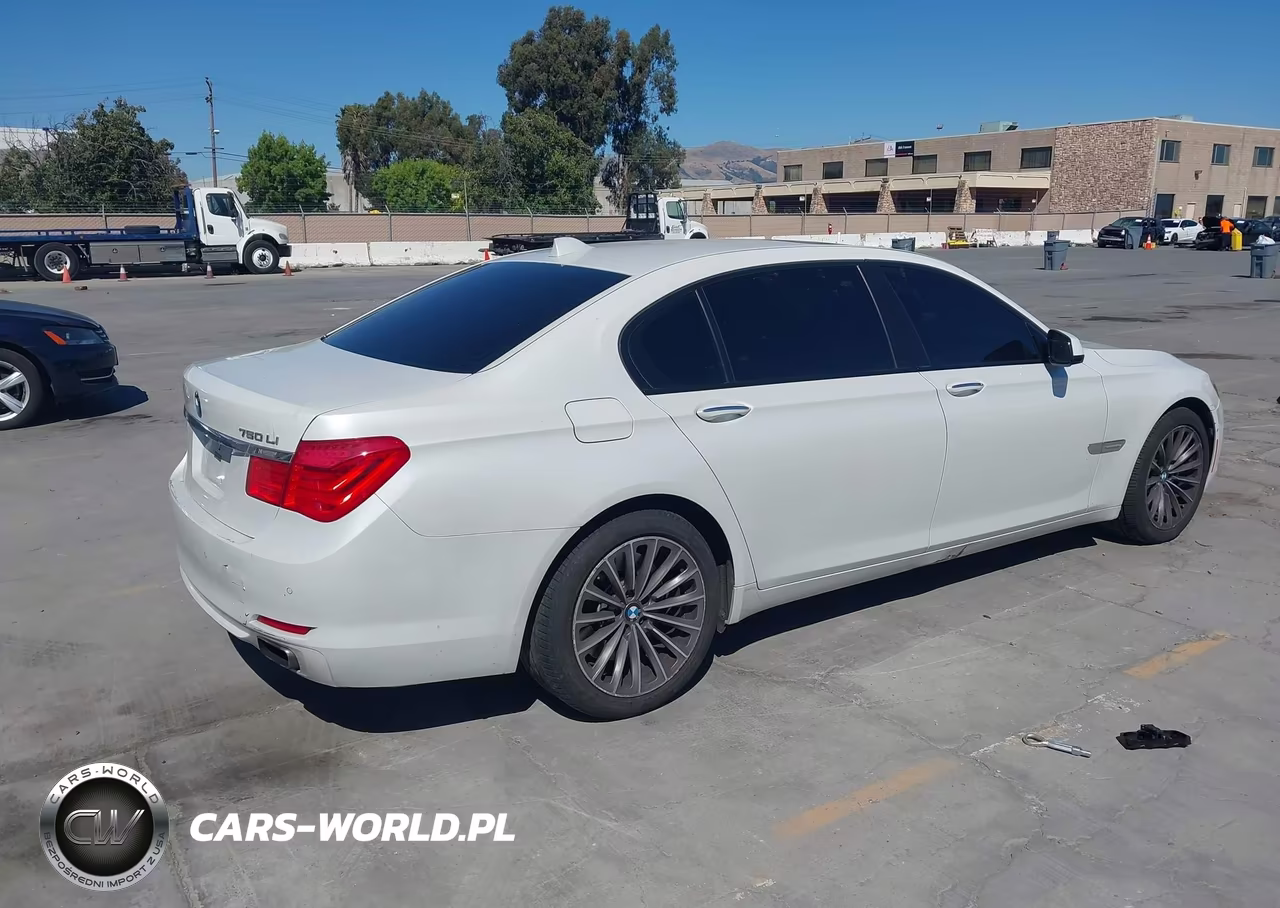 2009 BMW 750Li VIN:WBAKB83549CY60694 - 4