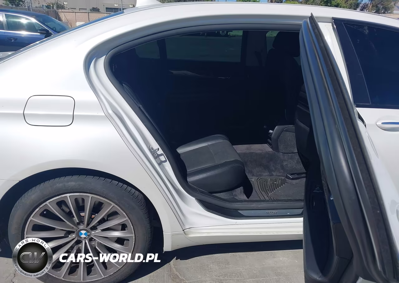 2009 BMW 750Li VIN:WBAKB83549CY60694 - 8