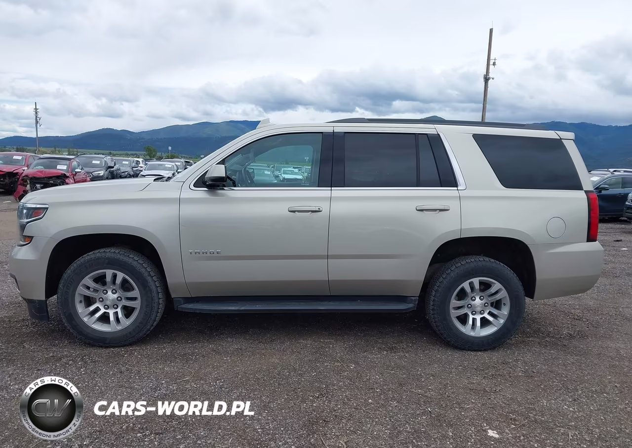 2017 Chevrolet Tahoe Ls VIN:1GNSKAEC2HR355701 - 16