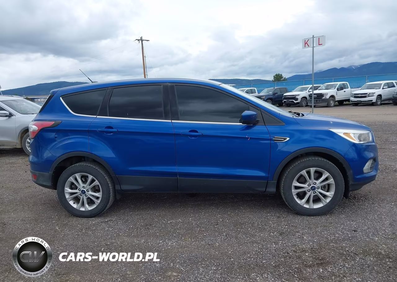 2017 Ford Escape Se VIN:1FMCU9GD3HUA30222 - 15