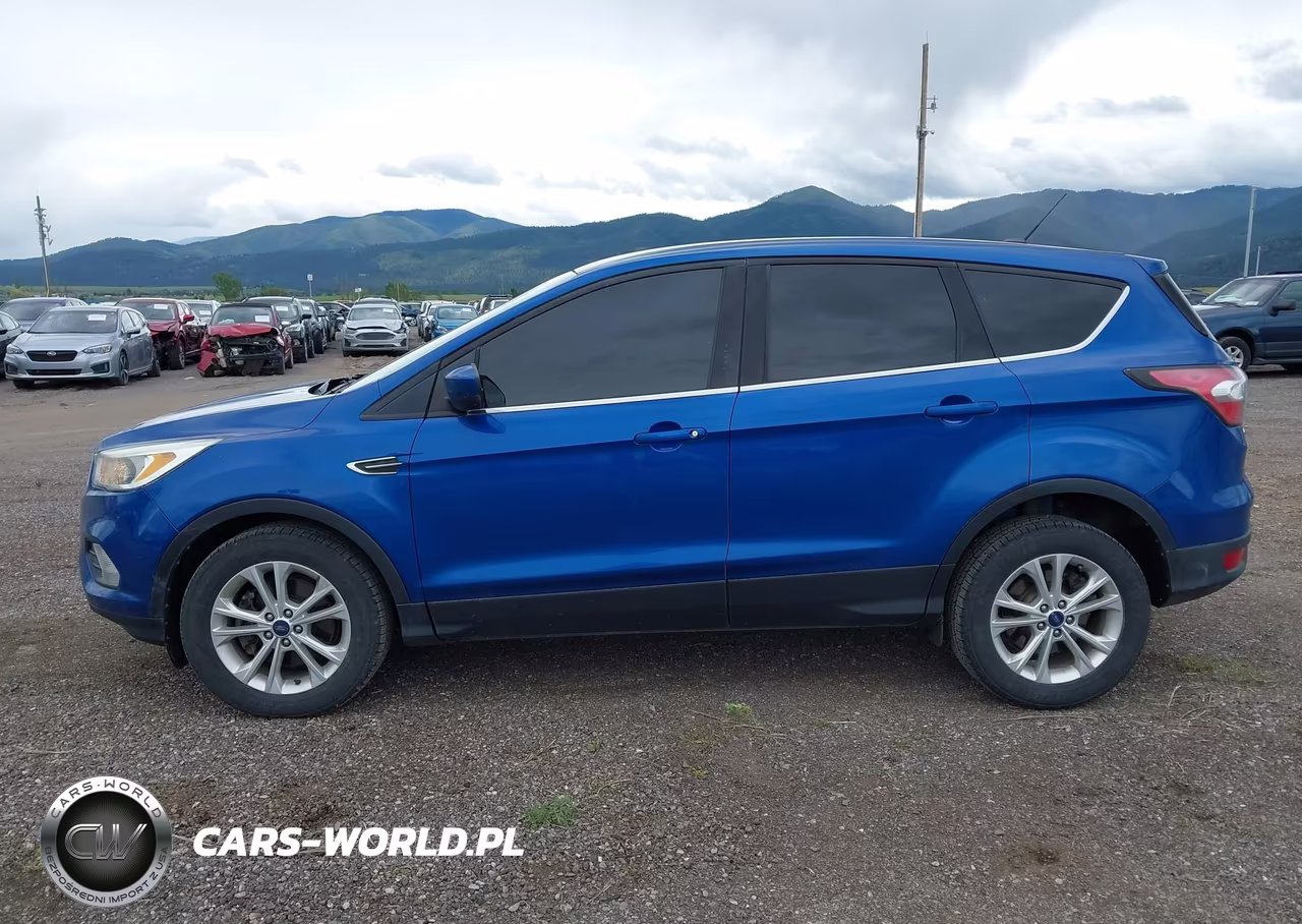 2017 Ford Escape Se VIN:1FMCU9GD3HUA30222 - 16