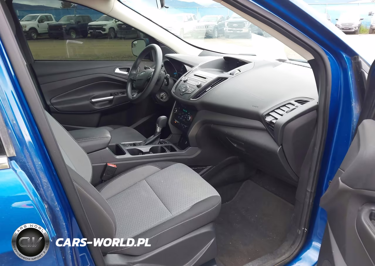 2017 Ford Escape Se VIN:1FMCU9GD3HUA30222 - 5