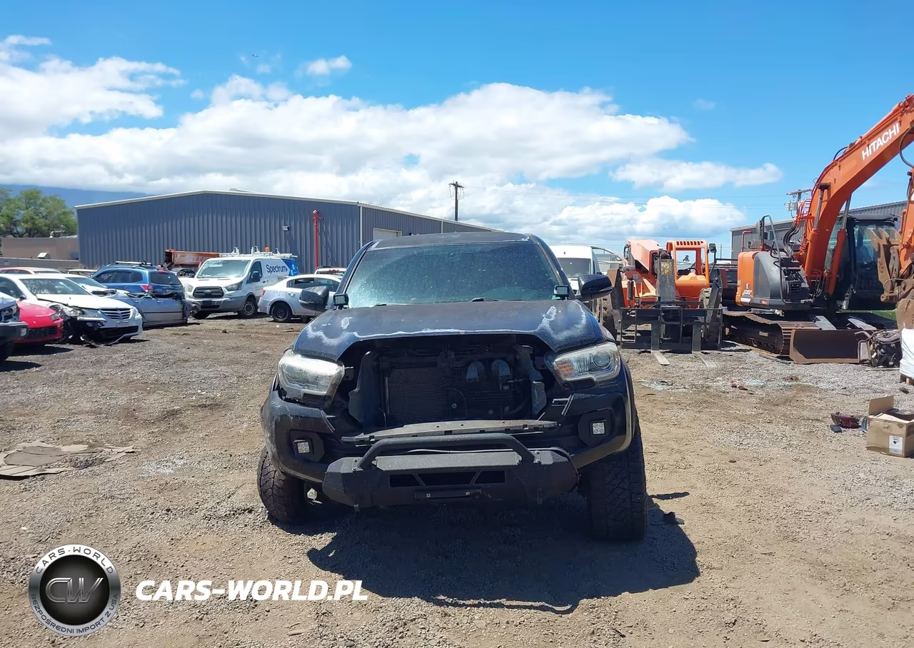 2017 Toyota Tacoma Trd Sport VIN:3TMCZ5ANXHM056482 - 13