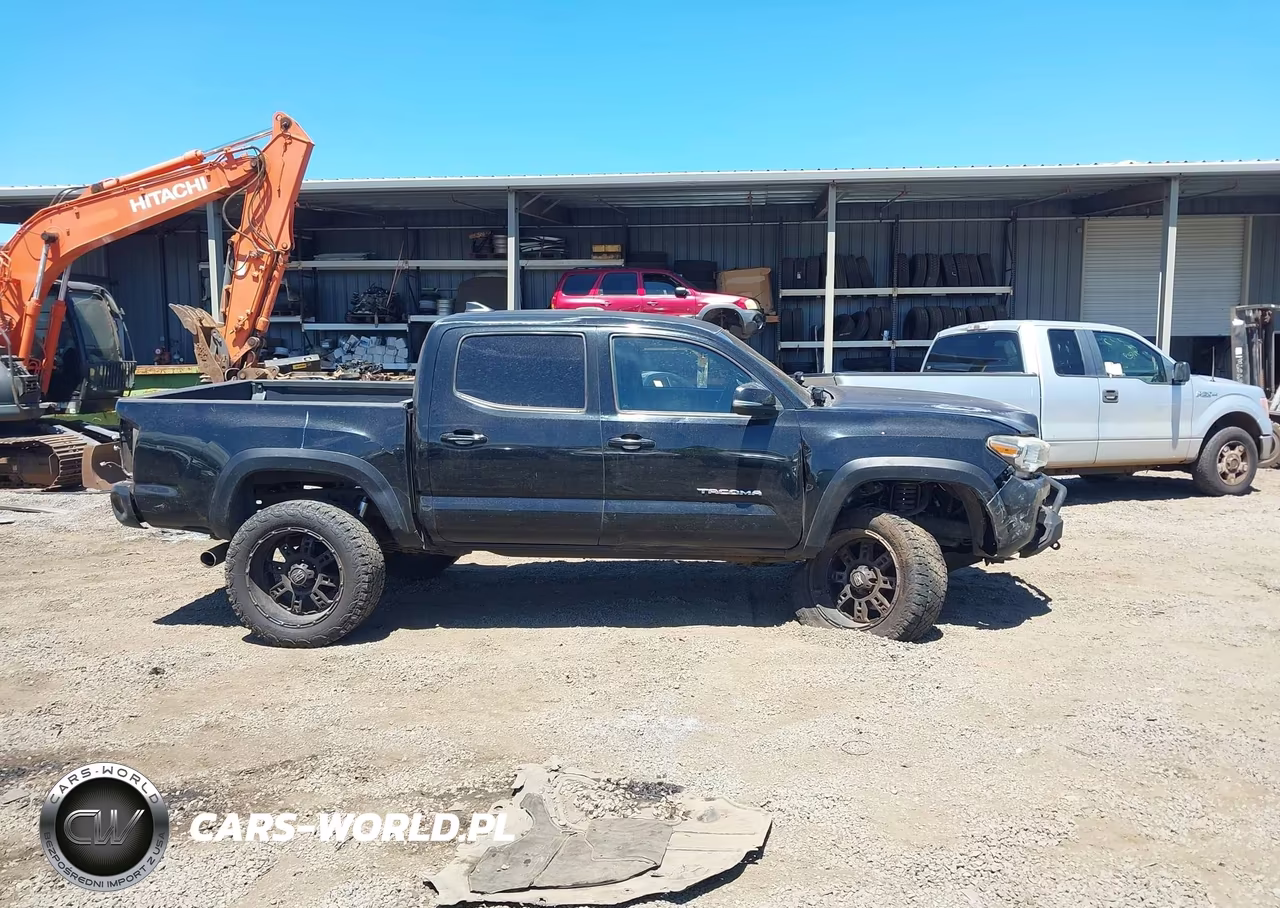 2017 Toyota Tacoma Trd Sport VIN:3TMCZ5ANXHM056482 - 14