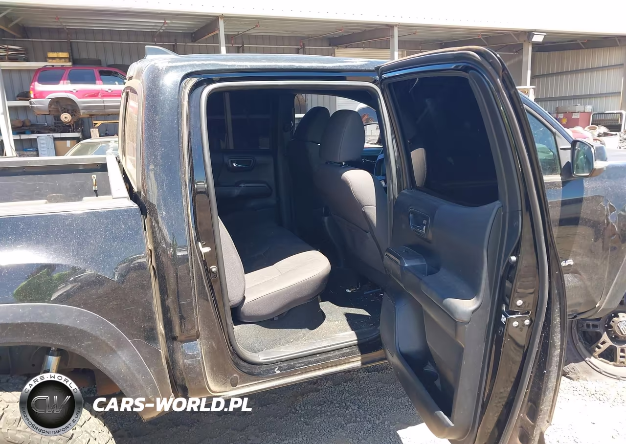 2017 Toyota Tacoma Trd Sport VIN:3TMCZ5ANXHM056482 - 8