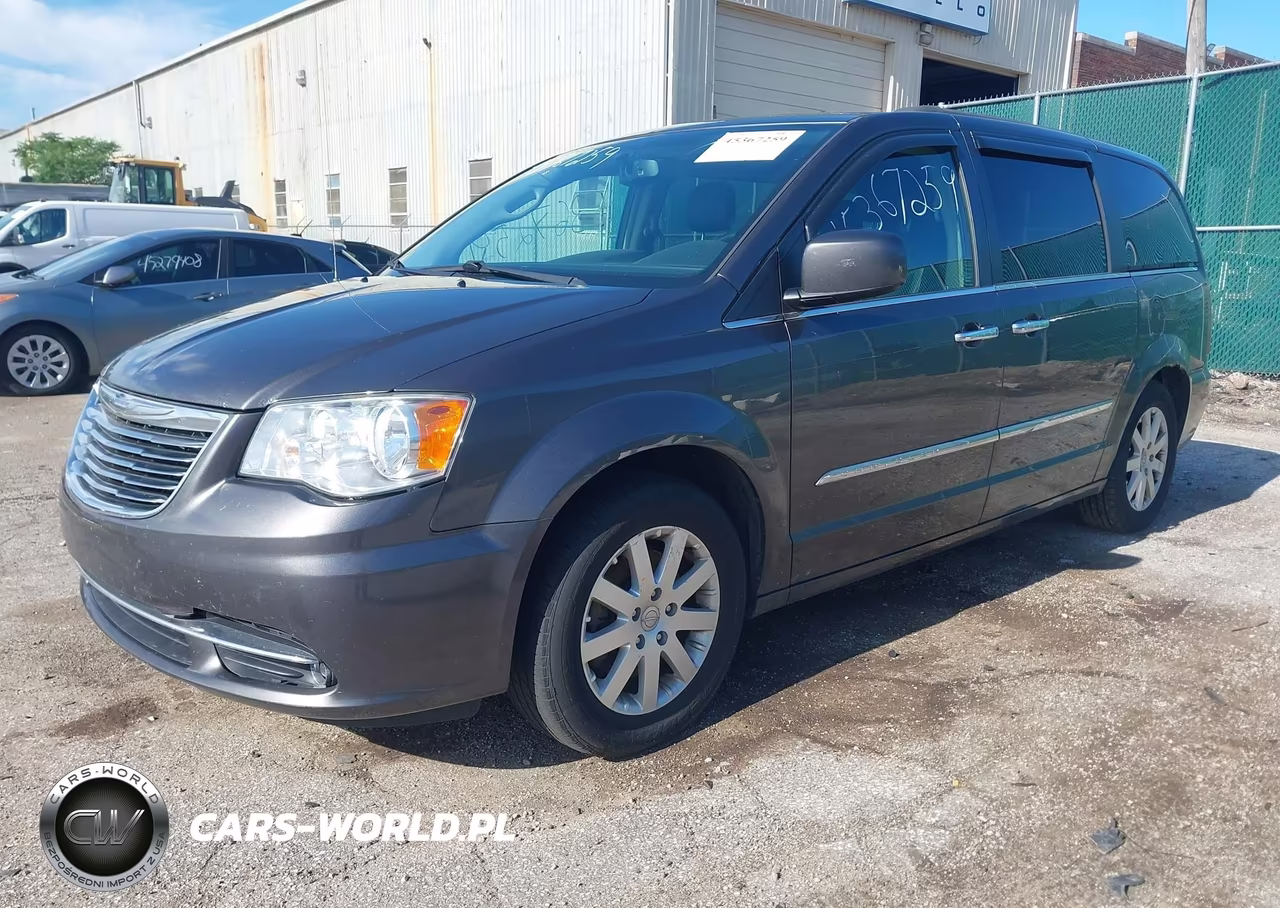 2015 Chrysler Town & Country Touring VIN:2C4RC1BG2FR620698 - 2