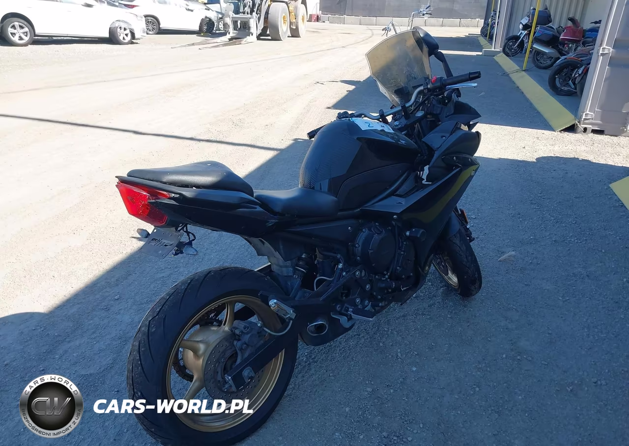 2010 Yamaha Fz6 R-C VIN:JYARJ18Y3AA001252 - 4