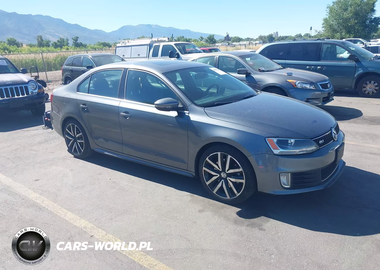 2012 Volkswagen Jetta Gli Autobahn – zdjęcie 1 z 11