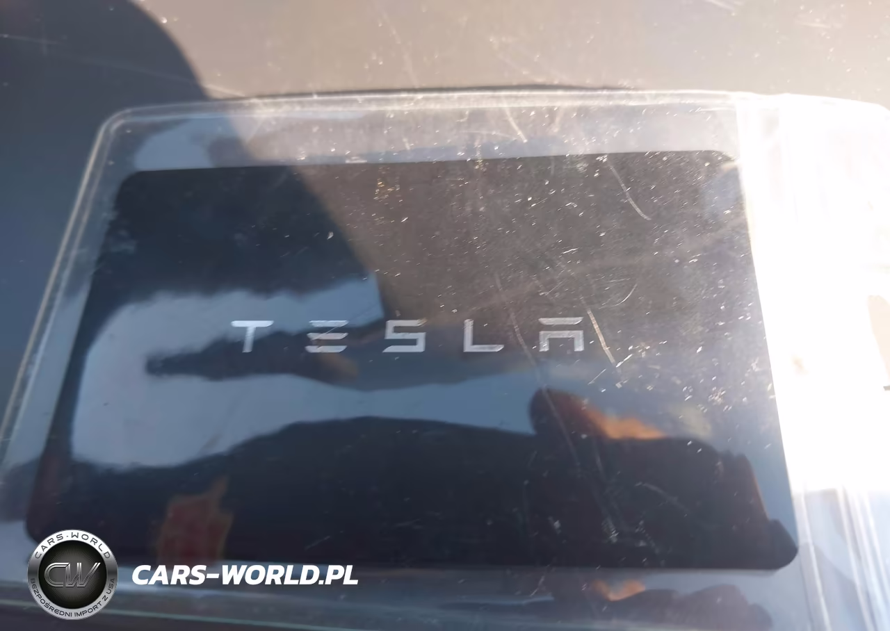 2025 Tesla Model Y Long Range Dual Motor Rear-Wheel Drive VIN:7SAYGDED1SF270640 - 11
