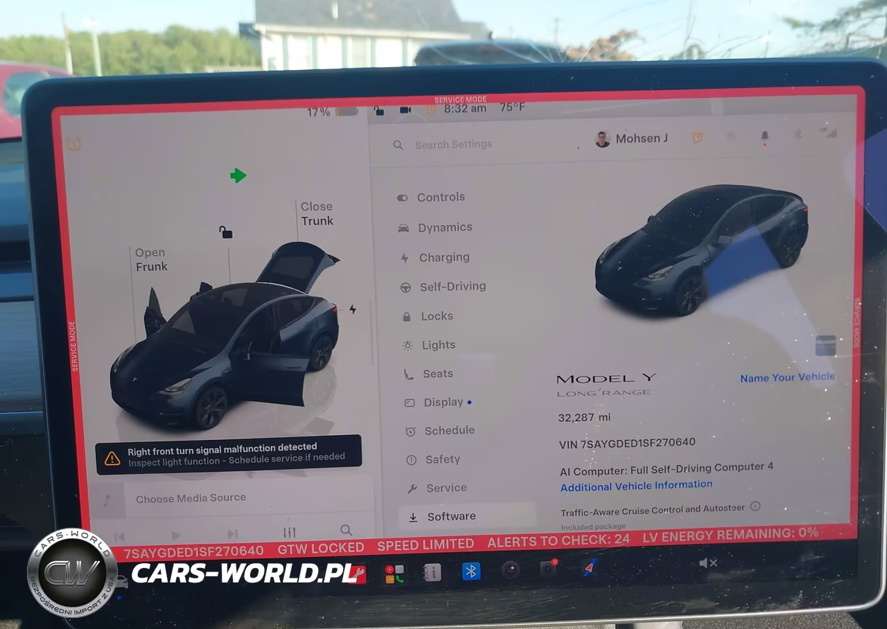 2025 Tesla Model Y Long Range Dual Motor Rear-Wheel Drive VIN:7SAYGDED1SF270640 - 19