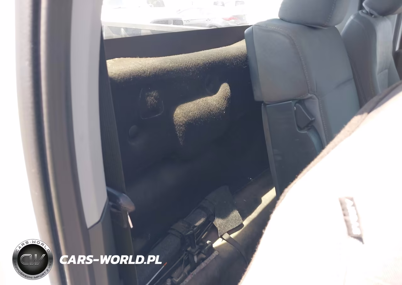 2023 Ford F-150 Xl VIN:1FTMF1CB9PKE94215 - 8