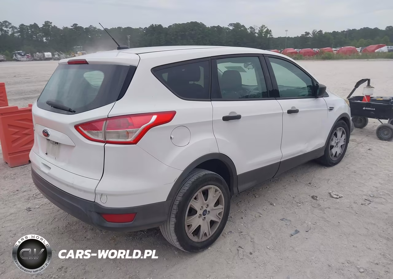 2014 Ford Escape S VIN:1FMCU0F71EUD09977 - 4