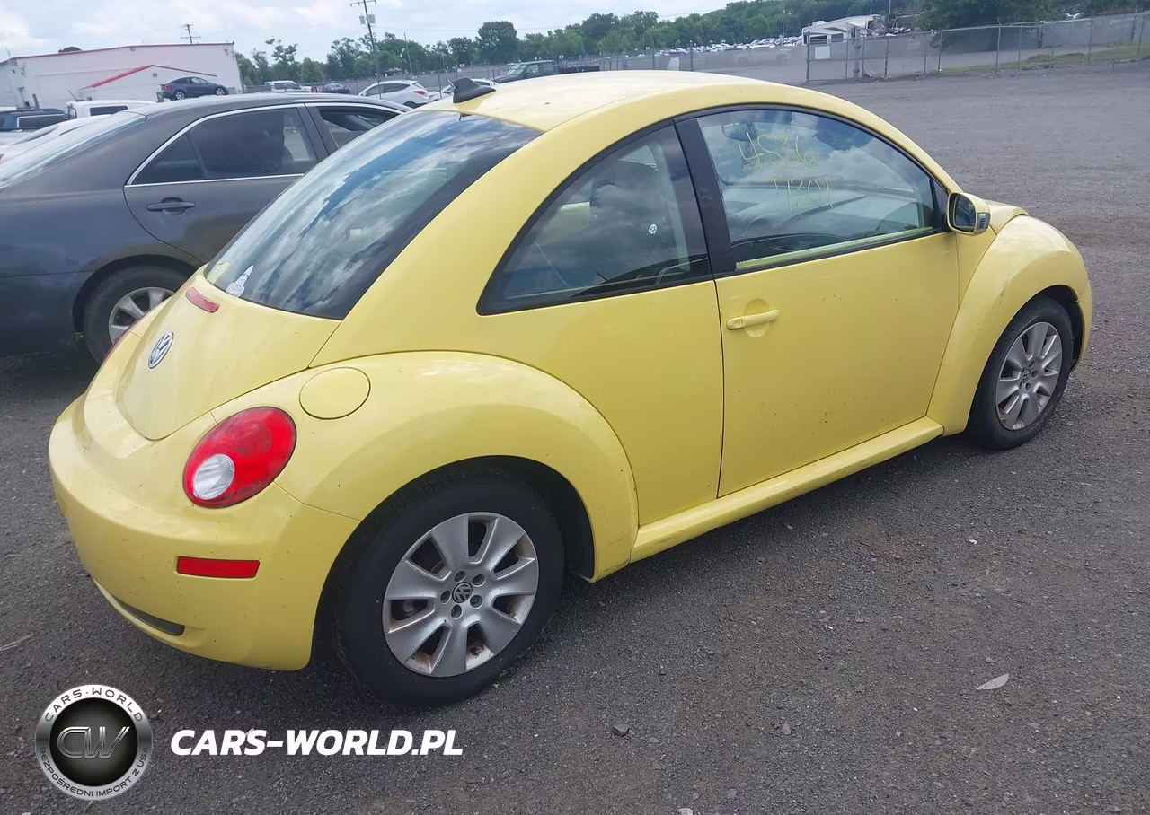 2010 Volkswagen New Beetle 2.5L VIN:3VWPG3AG6AM017629 - 4