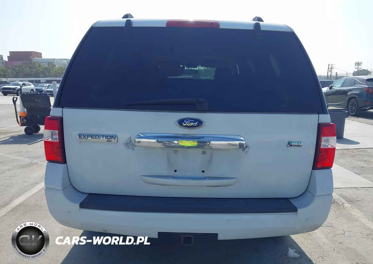 2011 Ford Expedition Xlt VIN:1FMJU1H59BEF46585 - 16