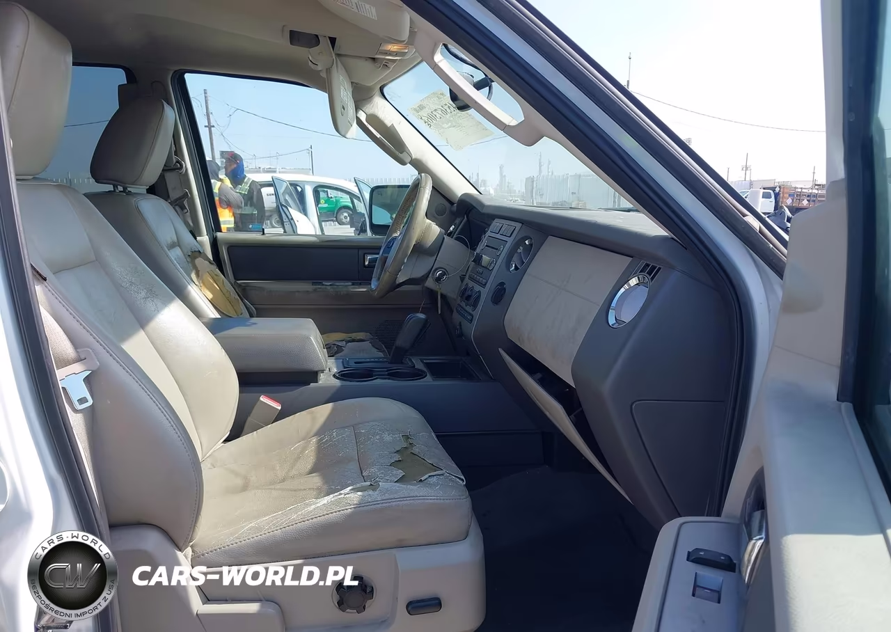 2011 Ford Expedition Xlt VIN:1FMJU1H59BEF46585 - 5