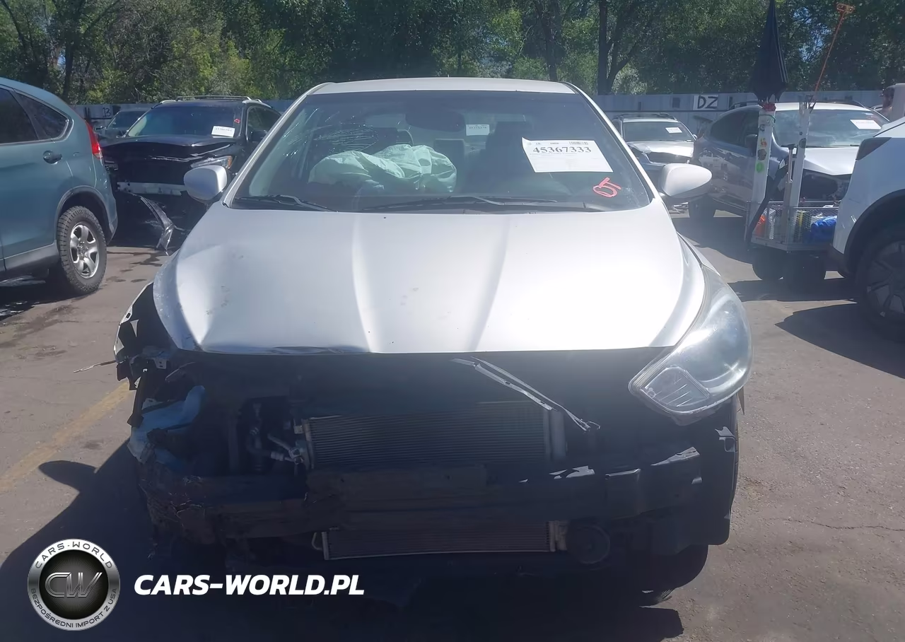 2013 Hyundai Accent Gls VIN:KMHCU4AE8DU275144 - 13