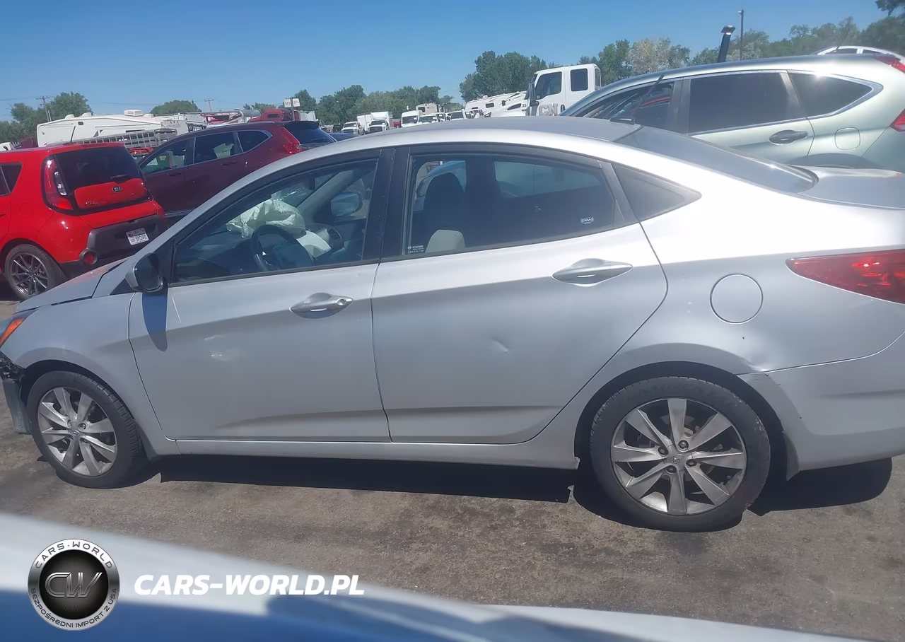 2013 Hyundai Accent Gls VIN:KMHCU4AE8DU275144 - 15