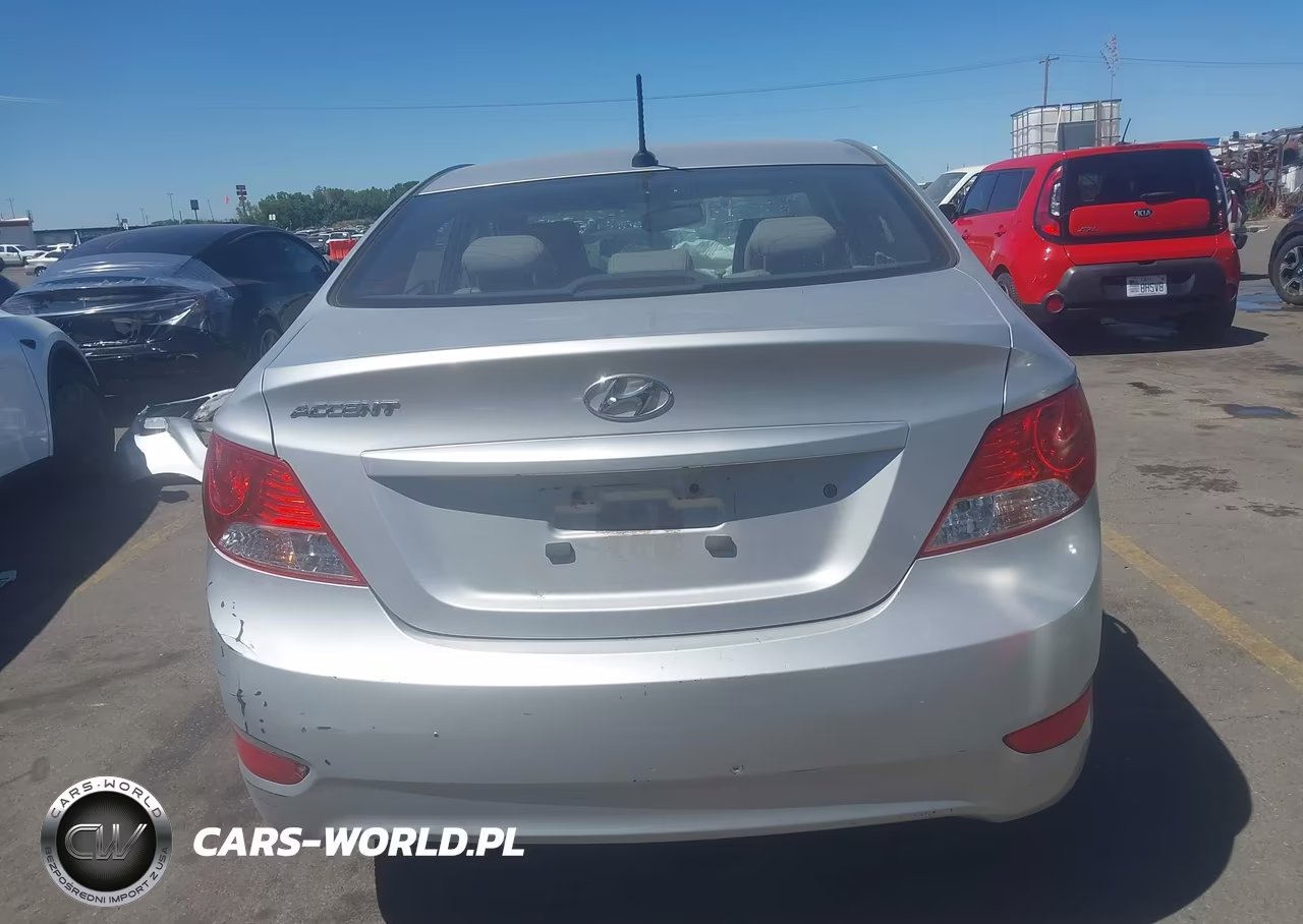 2013 Hyundai Accent Gls VIN:KMHCU4AE8DU275144 - 17