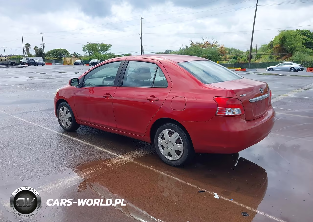 2011 Toyota Yaris VIN:JTDBT4K30B1400796 - 3